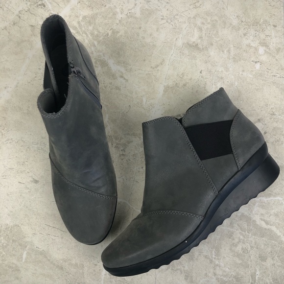 clarks cloud stepper boots